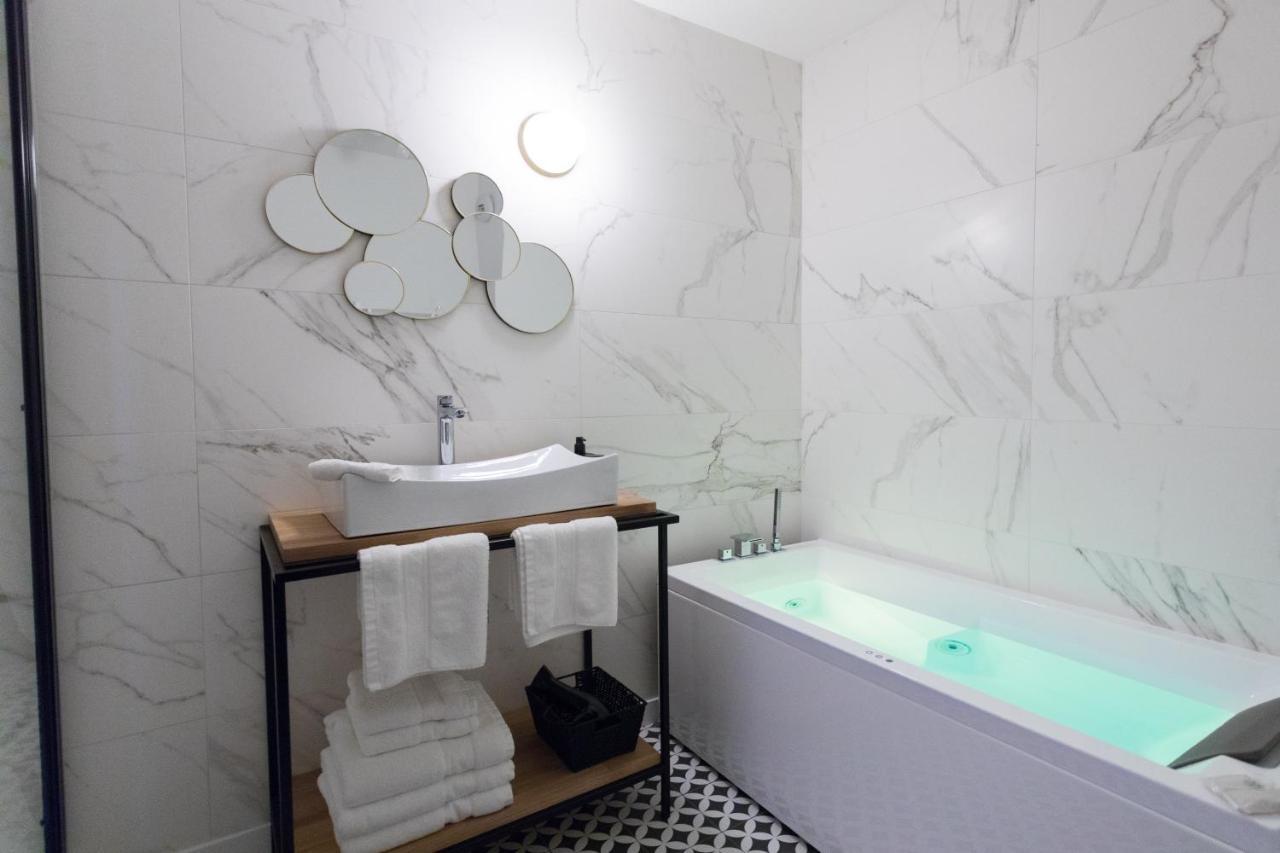 Art Deco Apartment In Disneyland Bmyguest Шеси Экстерьер фото